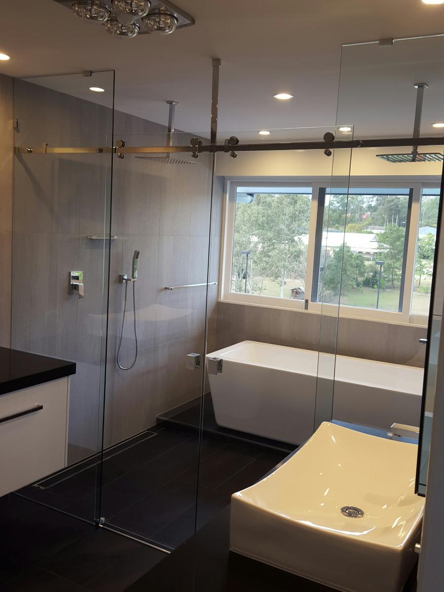 Inline Glass Shower Screens | Clearly Glass